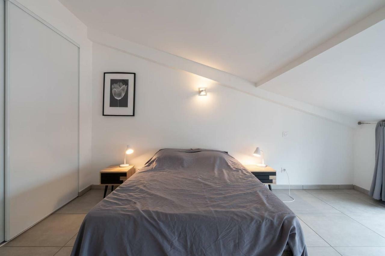 303 - Appartement Duplex Moderne - Jeanne D'Arc, Toulouse Exterior photo